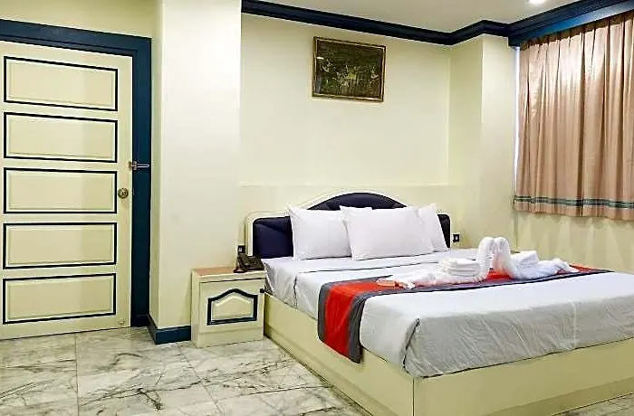 Hotel 75 Paradise Lane Managed By Loft Group Bangkok